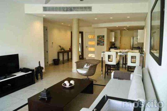 38 street and 5th Avenue, Playa del Carmen