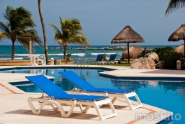 Villas del Mar / Yaxche